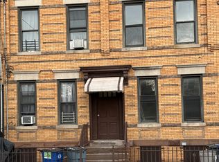 6433 Cooper Ave APT 1R, Glendale, NY 11385