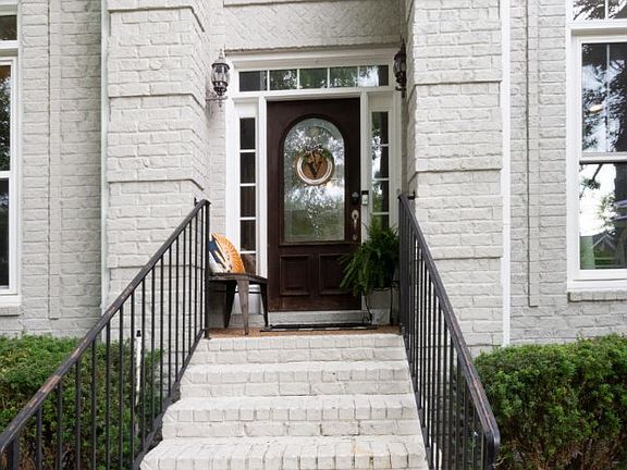 4th image of 233 Sontag Dr