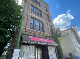 2418 N Clybourn Ave #2F, Chicago, IL 60614
