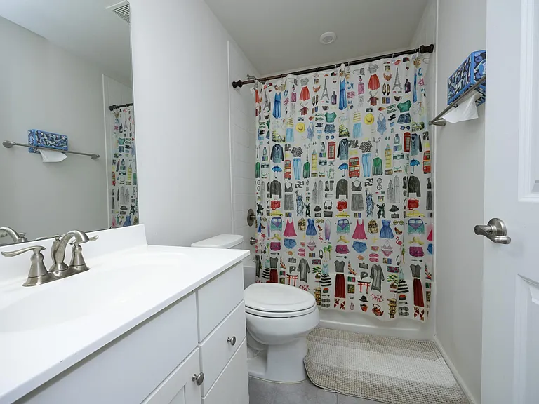 1021 Brownsmith Dr — Photo 17