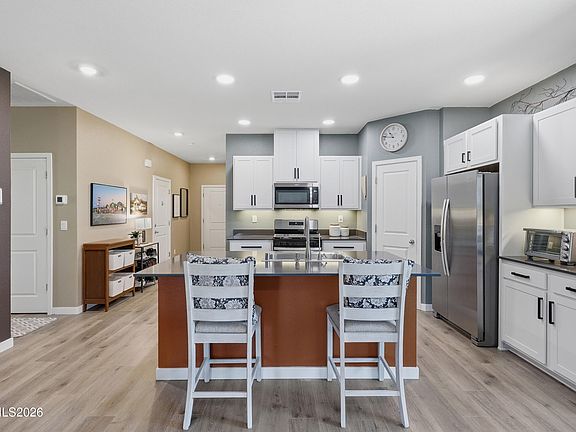 5th image of 710 Ruby Valley Ct