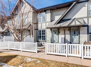 161 New Brighton Vlg SE, Calgary, AB T2Z 0T6