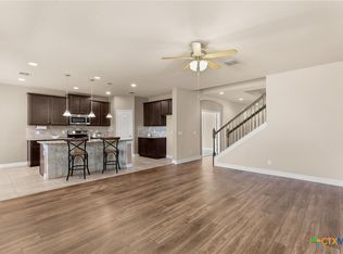 756 Great Cloud Dr, New Braunfels, TX 78130