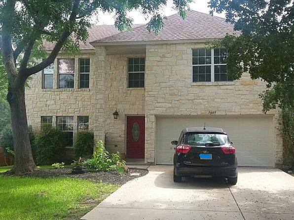 1605 Balsam Way