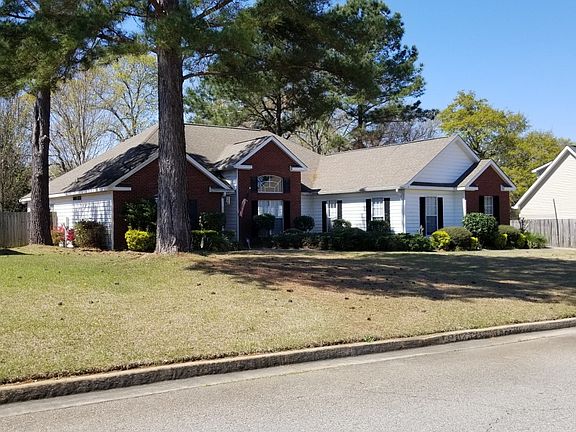 3rd image of 214 Laurel Brook Dr