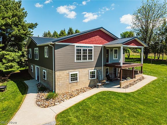 3rd image of 8059 Township Road 562