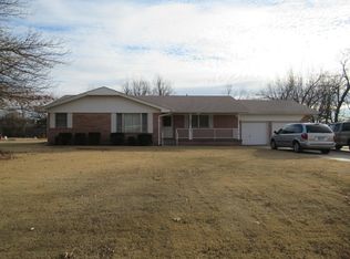 426 Brookside Ter, Moore, OK 73160