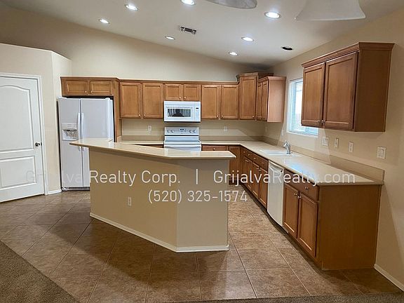 4th image of 4040 E Stony Meadow Dr