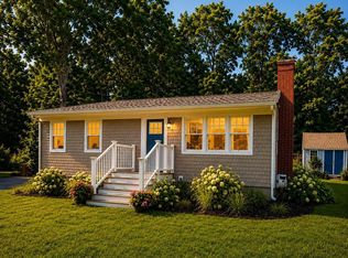 31 Main St, Sandwich, MA 02563