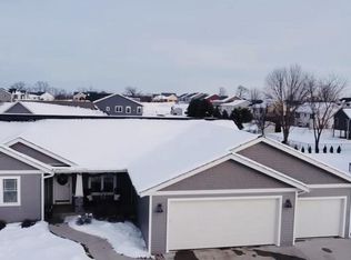 434 Eastridge Dr, Reedsburg, WI 53959