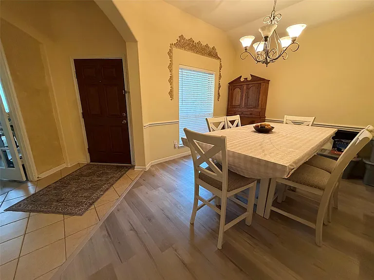 21503 Round Creek Ct — Photo 7
