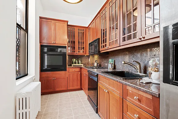 Sold by Compass | media 4