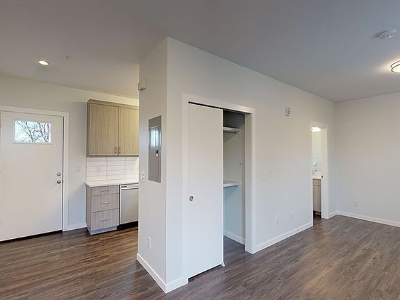 2nd image of 1298 Meade St APT 206