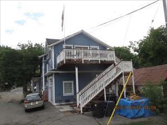 3rd image of 1102 Park Ave