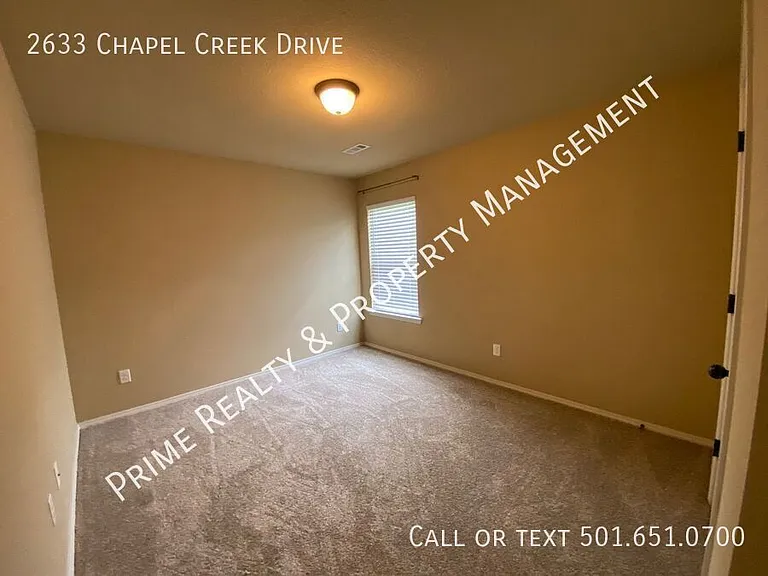 2633 Chapel Creek Dr — Photo 9