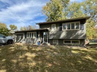 3506 SW Twilight Dr, Topeka, KS 66614