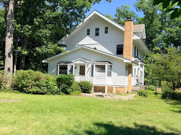 915 Baldwin Rd, Highland Park, IL 60035