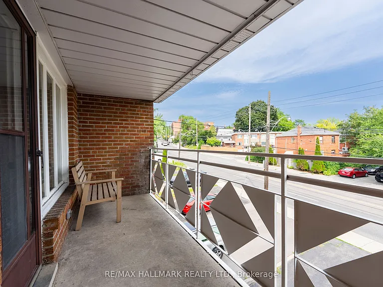 402 Kingston Rd — Photo 9