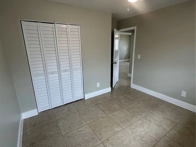 16920 Carmen Ave — Photo 8