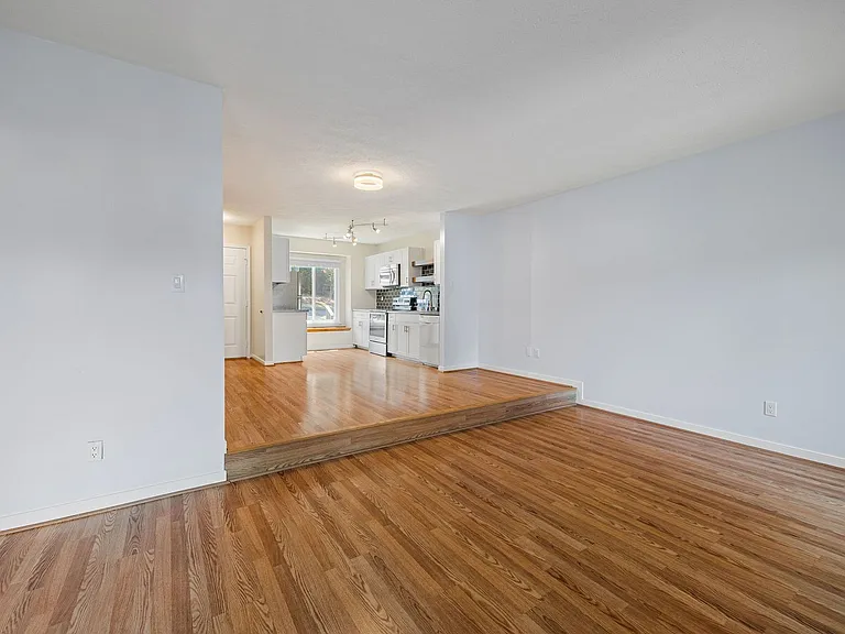 2087 Airy Cir — Photo 14