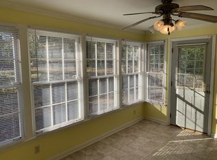 2429 Dodson Dr, East Pt, GA 30344