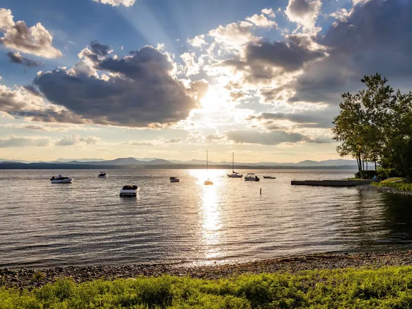 37 Turtle Moon Road, Charlotte, VT 05445