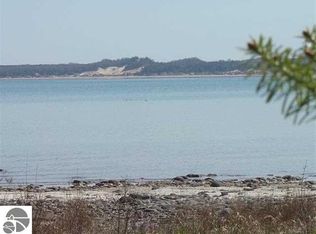 LOT 14 E Kinnikinick Rd, Northport, MI 49670