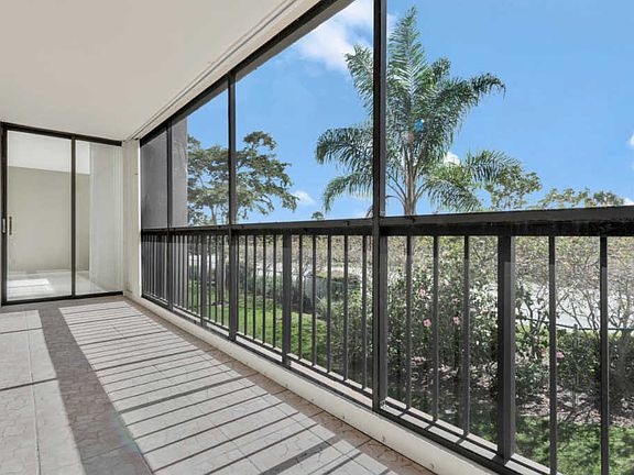 2nd image of 1605 S Us Highway 1 APT M1-203