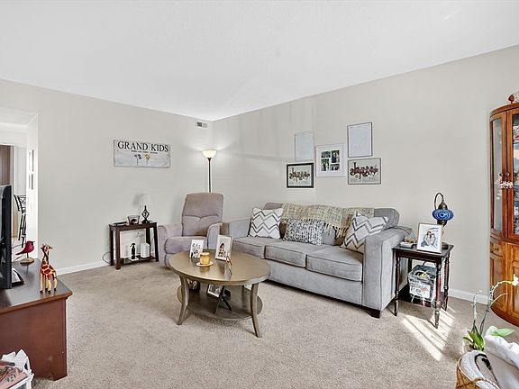 4th image of 80 Yorktown Dr Unit 80