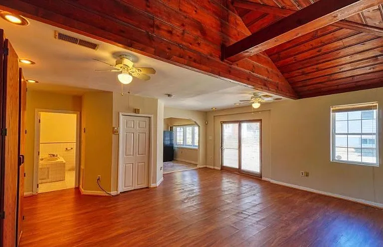 10215 Livingston Rd #A — Photo 4