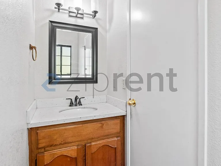 40872 Marty Ter — Photo 16