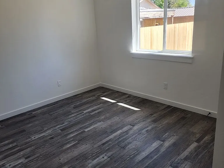 2709 College Ave #101 & 102 — Photo 15