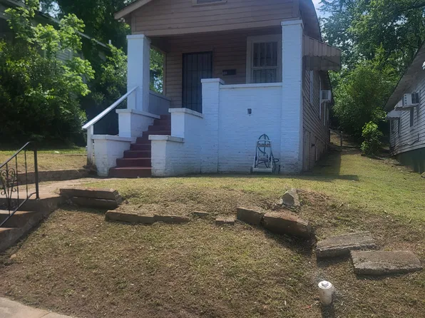 109 57th St, Fairfield, AL 35064