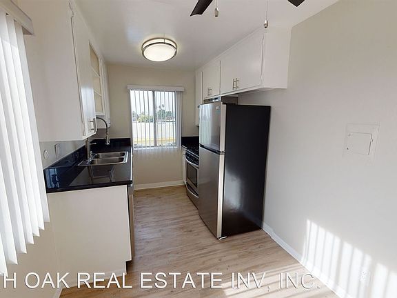 3rd image of 625 N Sycamore Ave #310