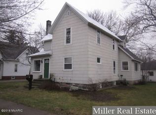 702 E Madison St, Hastings, MI