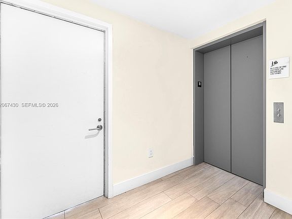 5th image of 460 NE 28th St APT 1803