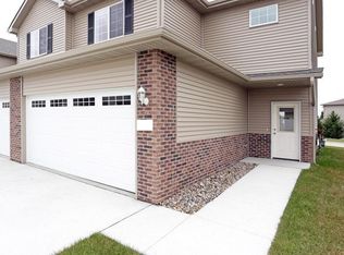 801 SE 10th Ln, Grimes, IA 50111