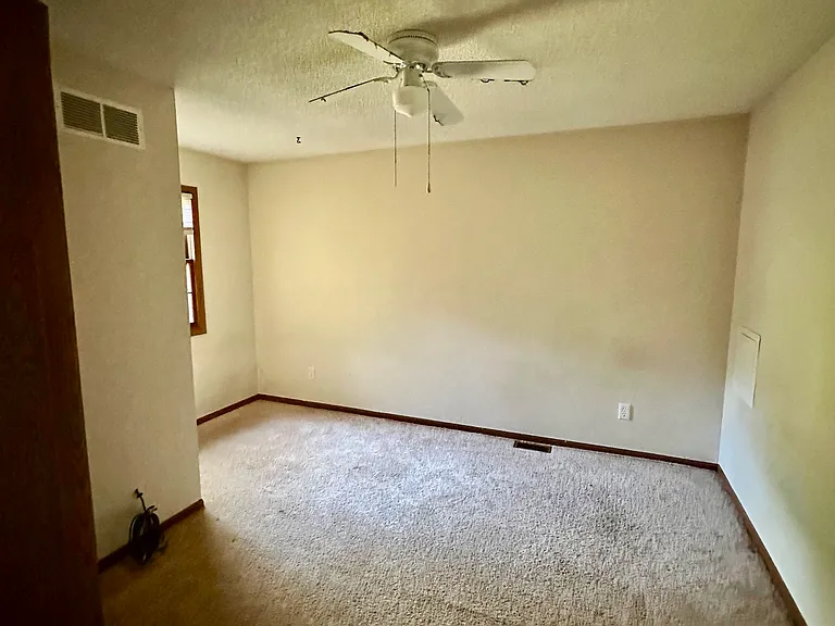 2768 Sweetbriar Ct — Photo 9