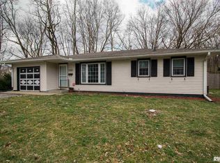 15862 Joseph Ct, Pekin, IL 61554