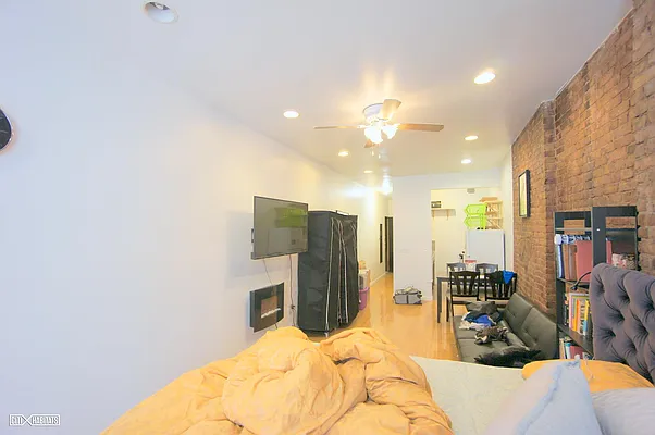 Rented by Citi Habitats | media 17