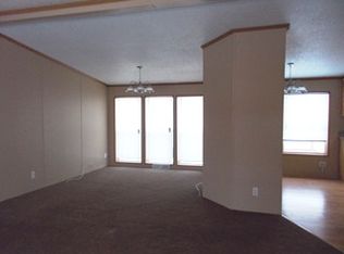 32665 Cary Ln N, New Haven, MI 48048