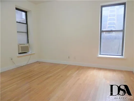 Rented by City Connections Realty | media 1