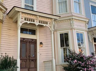 409 E Huntingdon St #B, Savannah, GA 31401