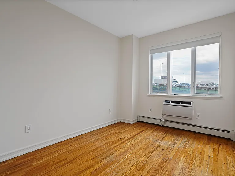 562 Court St #5B — Photo 11