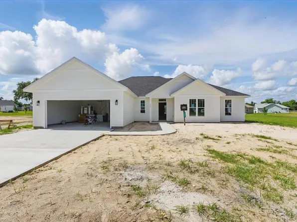 408 SW 22nd Ave, Trenton, FL 32693