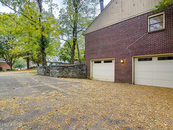 3rd image of 10703 Burnt Oaks Ct