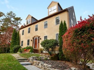 85 Shallow Pond Ln, Plymouth, MA 02360