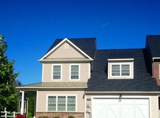 5502 Thornberry Ct, Whitehall, PA 18052