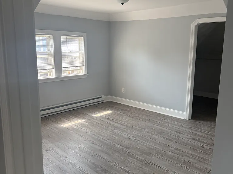 1269 Broad St #3 — Photo 10