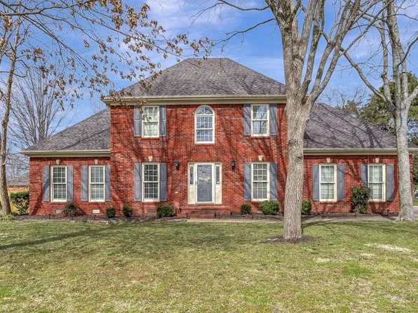 830 Banner Dr, Murfreesboro, TN 37129